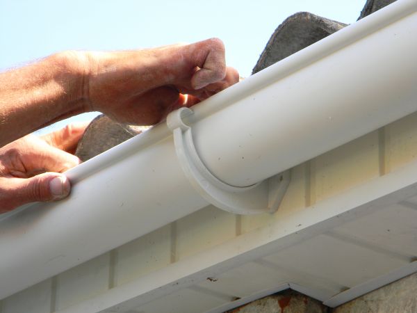gutter repairing in Cedar Rapids